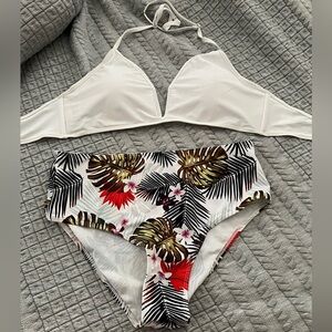 Never worn Two Piece Tropical Print Bikini